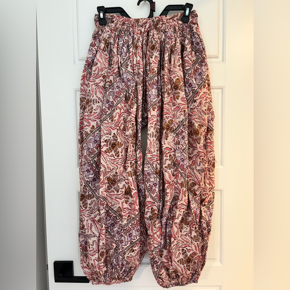 Anthropologie Pink and Brown Patterned Fabric EUC